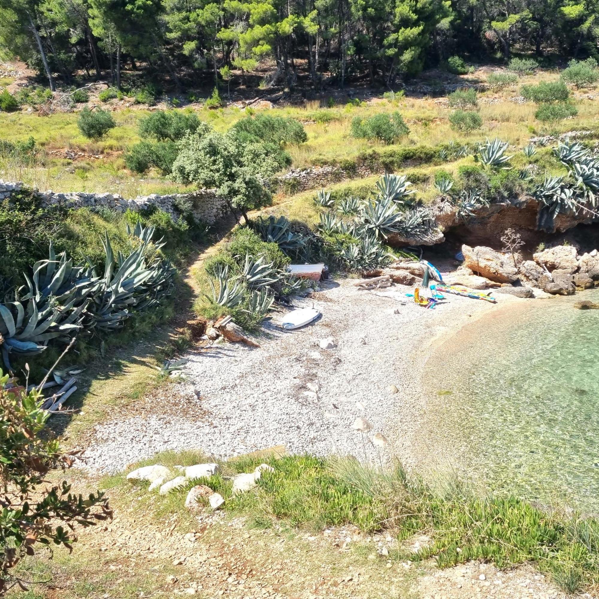 Zastražišće Robinson Crusoe Holiday House المظهر الخارجي الصورة